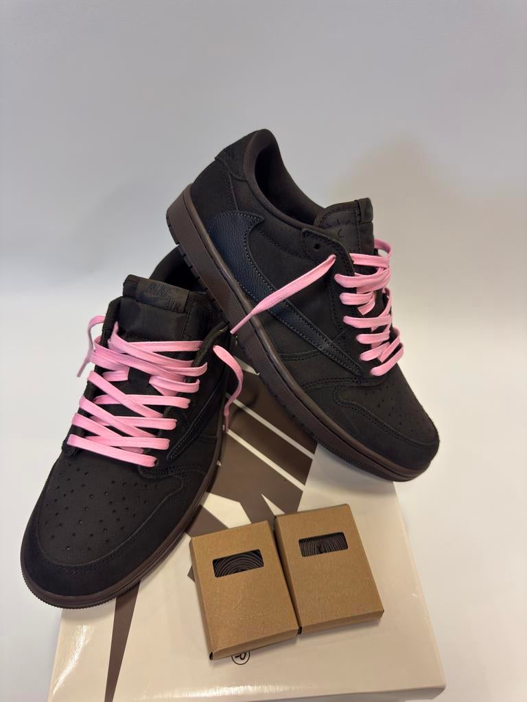 Jordan 1 Retro Low OG SP Travis Scott Velvet Brown, size 44, Kleding | Heren, Schoenen, Nieuw, Sportschoenen, Bruin, Ophalen of Verzenden