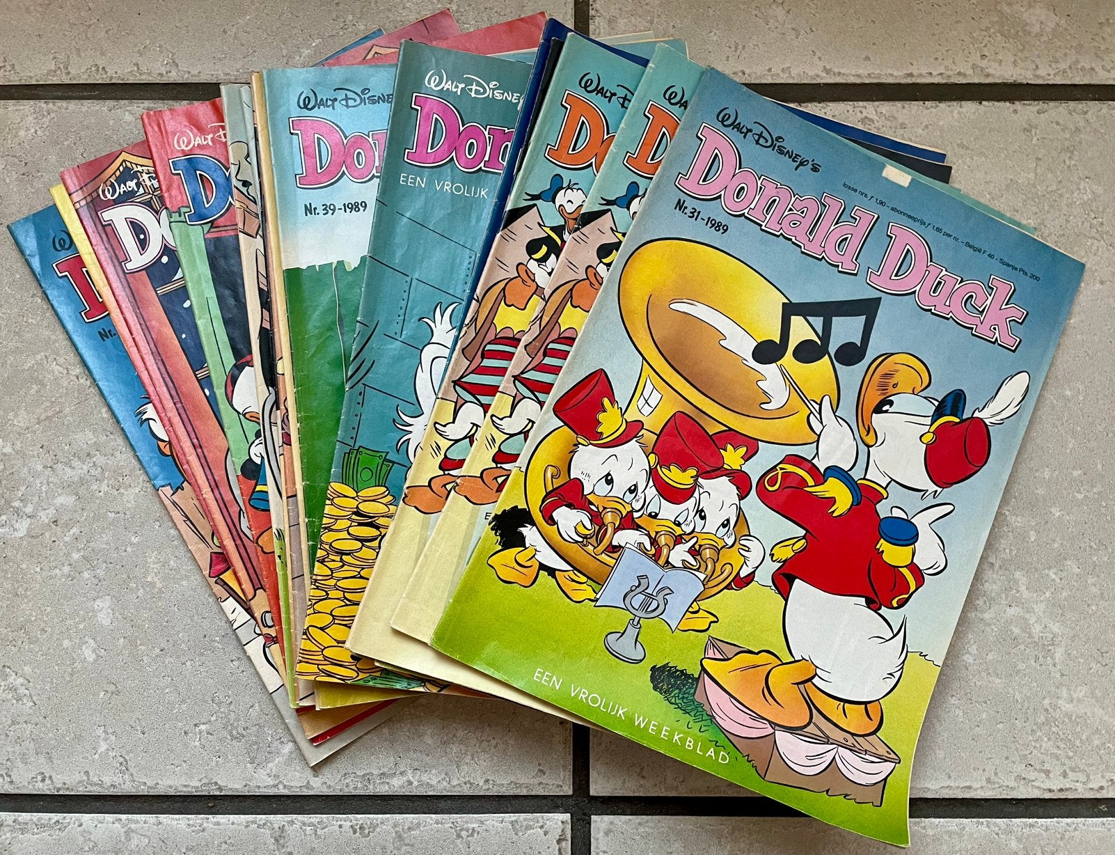 TE KOOP: 18 Donald Ducks uit 1989, Boeken, Stripboeken, Meerdere stripboeken, Ophalen of Verzenden, Zo goed als nieuw
