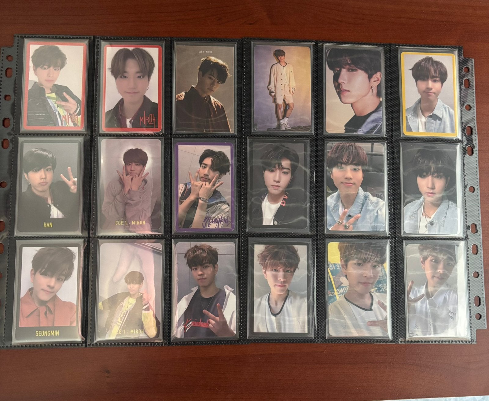 Stray kids set 2, Ophalen, Zo goed als nieuw