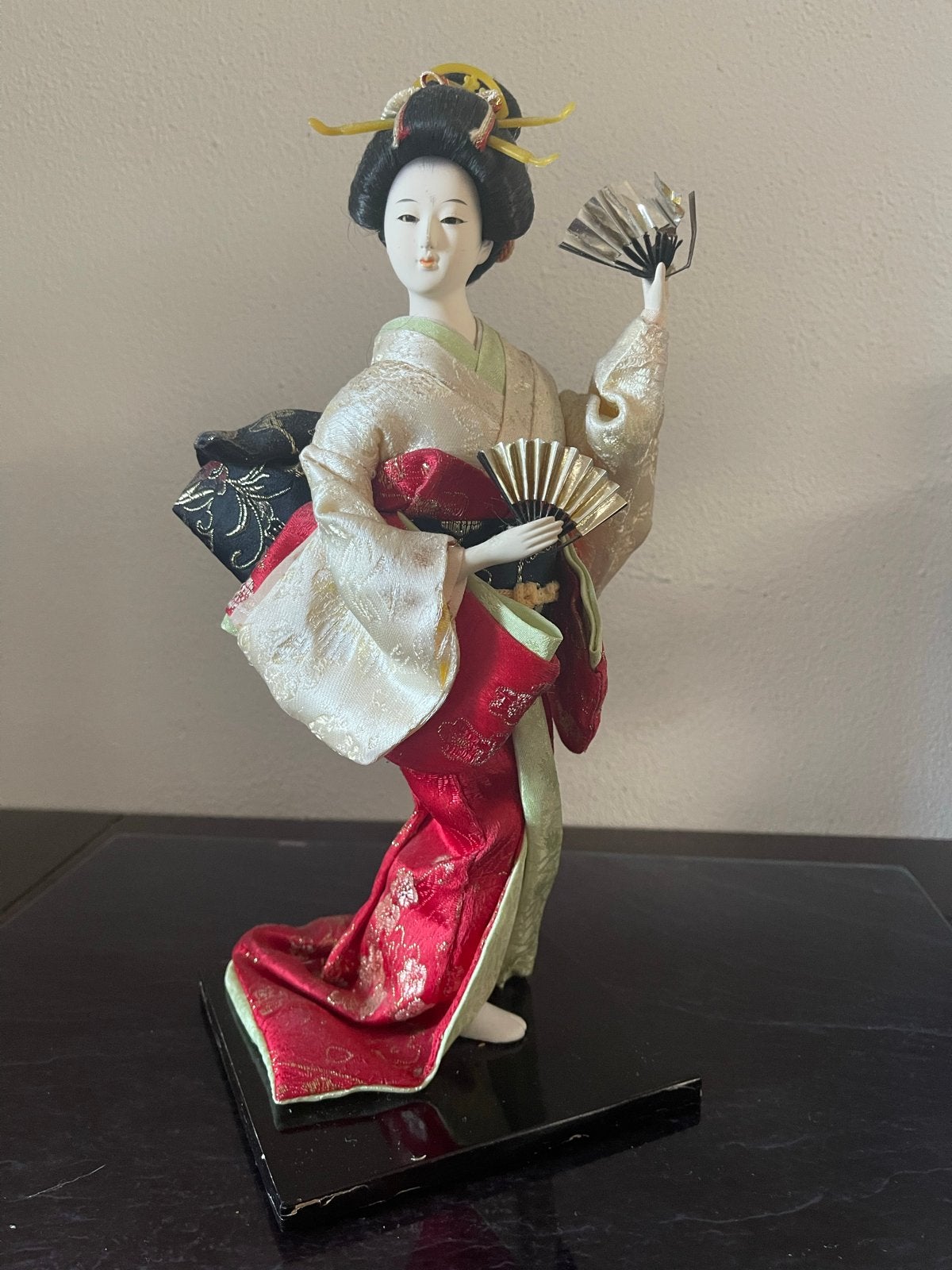 Japanse pop 32 cm in originele klederdracht, Ophalen of Verzenden, Gebruikt, Pop