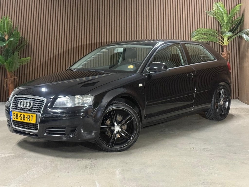Audi A3 1.6 Attraction (bj 2005), Auto's, Audi, Voorwielaandrijving, Gebruikt, 4 cilinders, Electronic Stability Program (ESP)