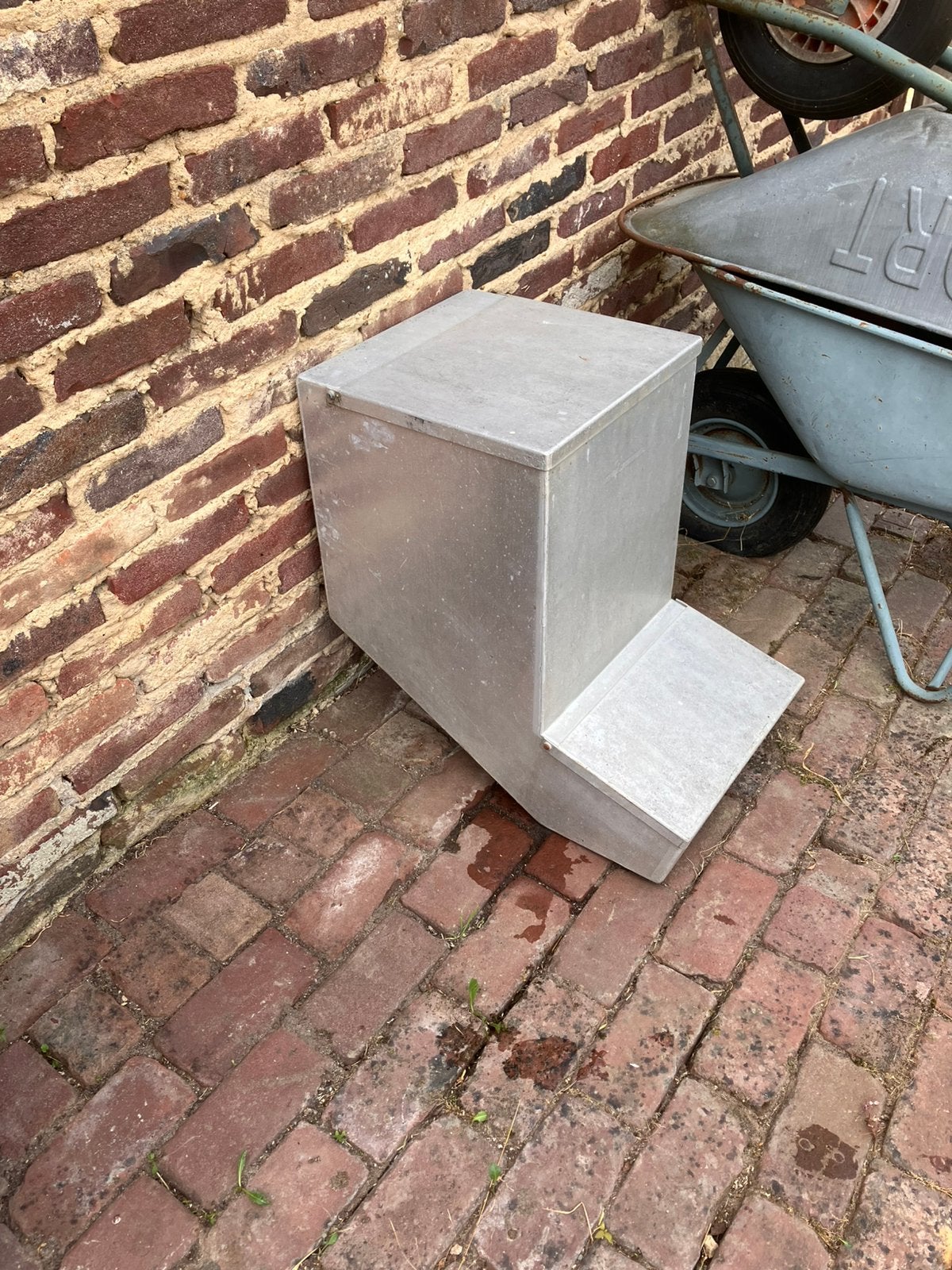 Aluminium voersilo voerton voer ton bak silo voedersilo, Dieren en Toebehoren, Dierenvoeding, Ophalen, Vee