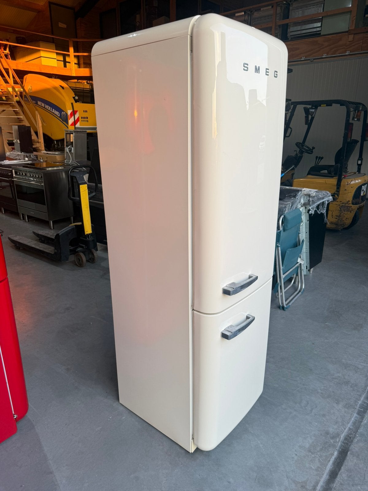 Smeg Koelkast met Vriezer - Crème - No Frost, Witgoed en Apparatuur, Koelkasten en IJskasten, 200 liter of meer, 60 cm of meer
