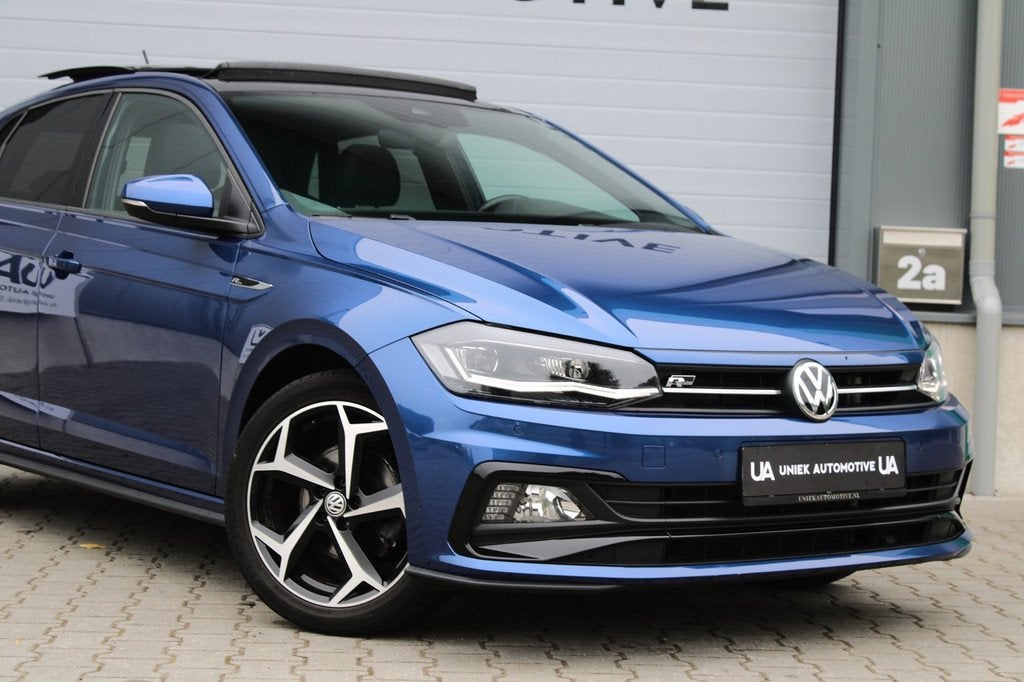 Volkswagen Polo 1.5 TSI HIGHLINE BUSINESS R | R LINE | KEYLE, Auto's, Volkswagen, Zwart, 4 cilinders, 150 pk, Alcantara