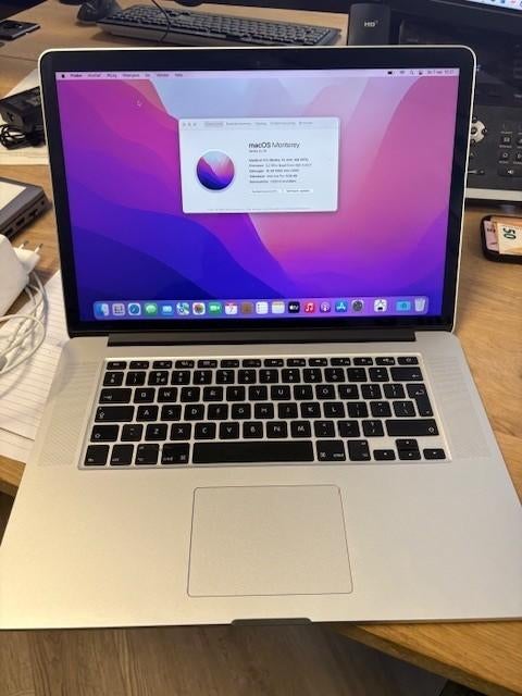 Apple Macbook Pro i7 2.2GHz 2015, 15", MacBook Pro, 1 TB of meer, Gebruikt, 2 tot 3 Ghz