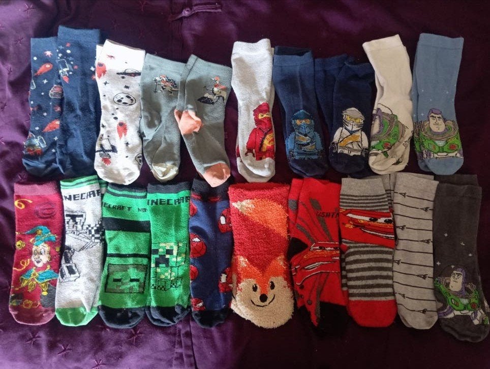 20 paar jongens sokken - Cars, Minecraft, Spiderman, Buzz, Ophalen of Verzenden, Gebruikt, Jongen, Sokken