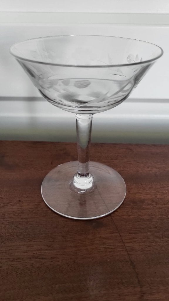 Gegraveerde champagnecoupe Hoogte 12 cm Doorsnede 9,6 cm, Ophalen of Verzenden