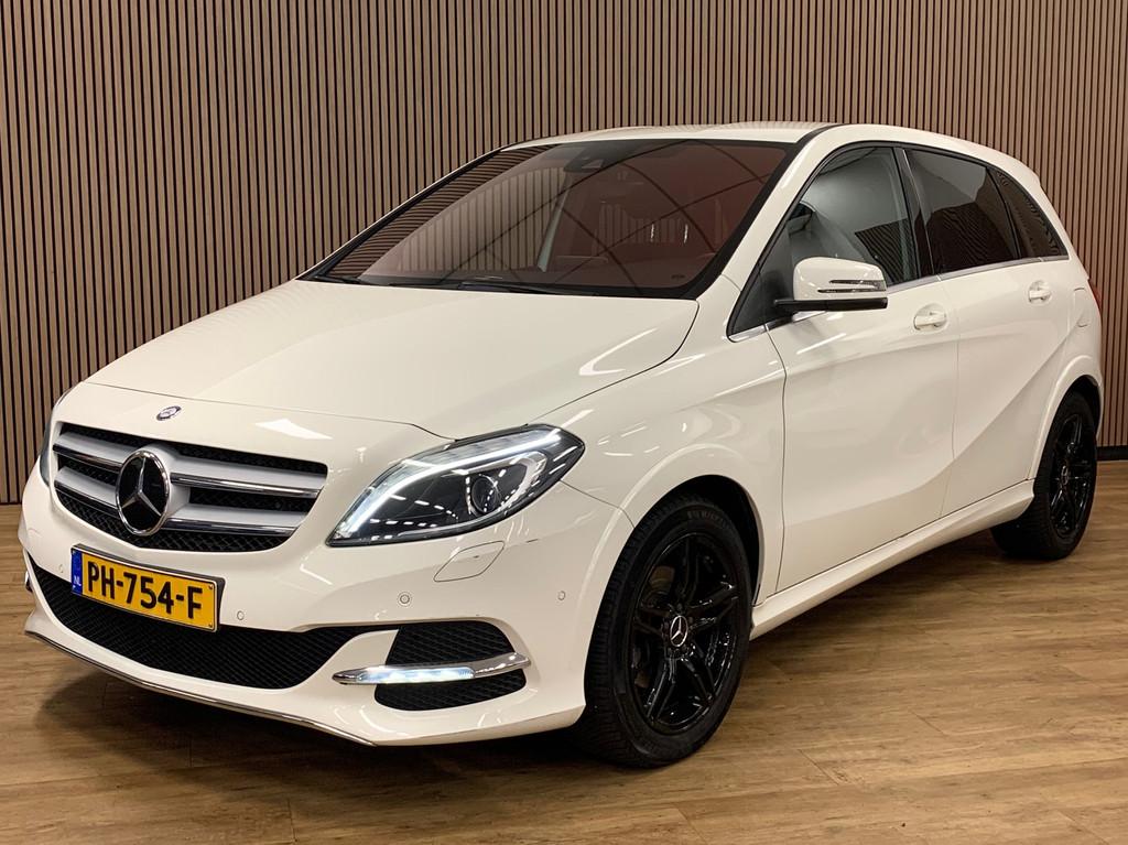 Mercedes-Benz B-klasse 250 e Lease Edition|66000KM|Navigatie, Stof, Gebruikt, Zwart, Wit