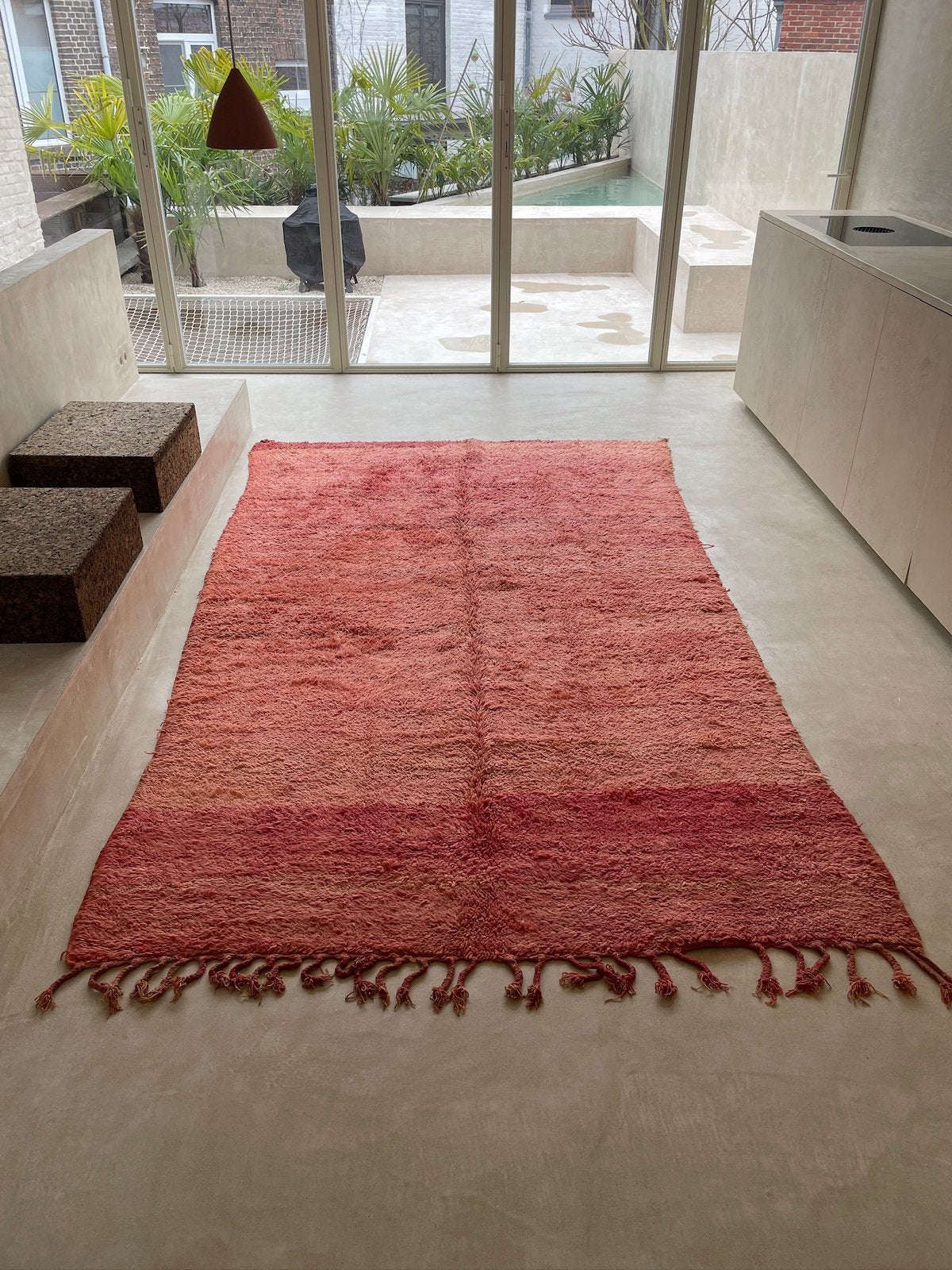 Tapijt Beni Mguild, Huis en Inrichting, 150 tot 200 cm, Ophalen of Verzenden, Roze, Rechthoekig