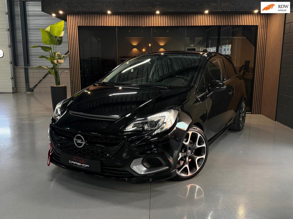 Opel Corsa 1.6 Turbo OPC 207PK REMUSS/RECARO/CAMERA/DOWNPIPE, Voorwielaandrijving, Gebruikt, 4 cilinders, Zwart