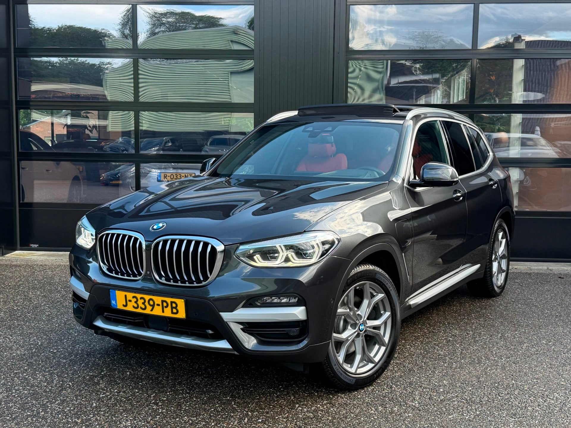 BMW X3 XDrive30e eDrive Edition Individual Led Pano AdapCrui, Auto's, BMW, 1998 cc, Gebruikt, Euro 6, 2000 kg