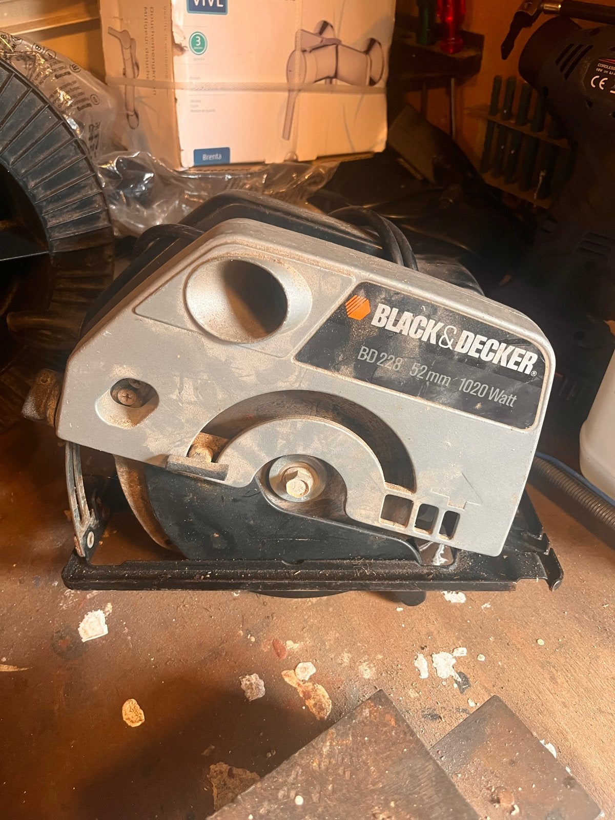 Black & Decker Cirkelzaag BD228 - 1020 Watt, Ophalen, Gebruikt, Cirkelzaag, 600 tot 1200 watt