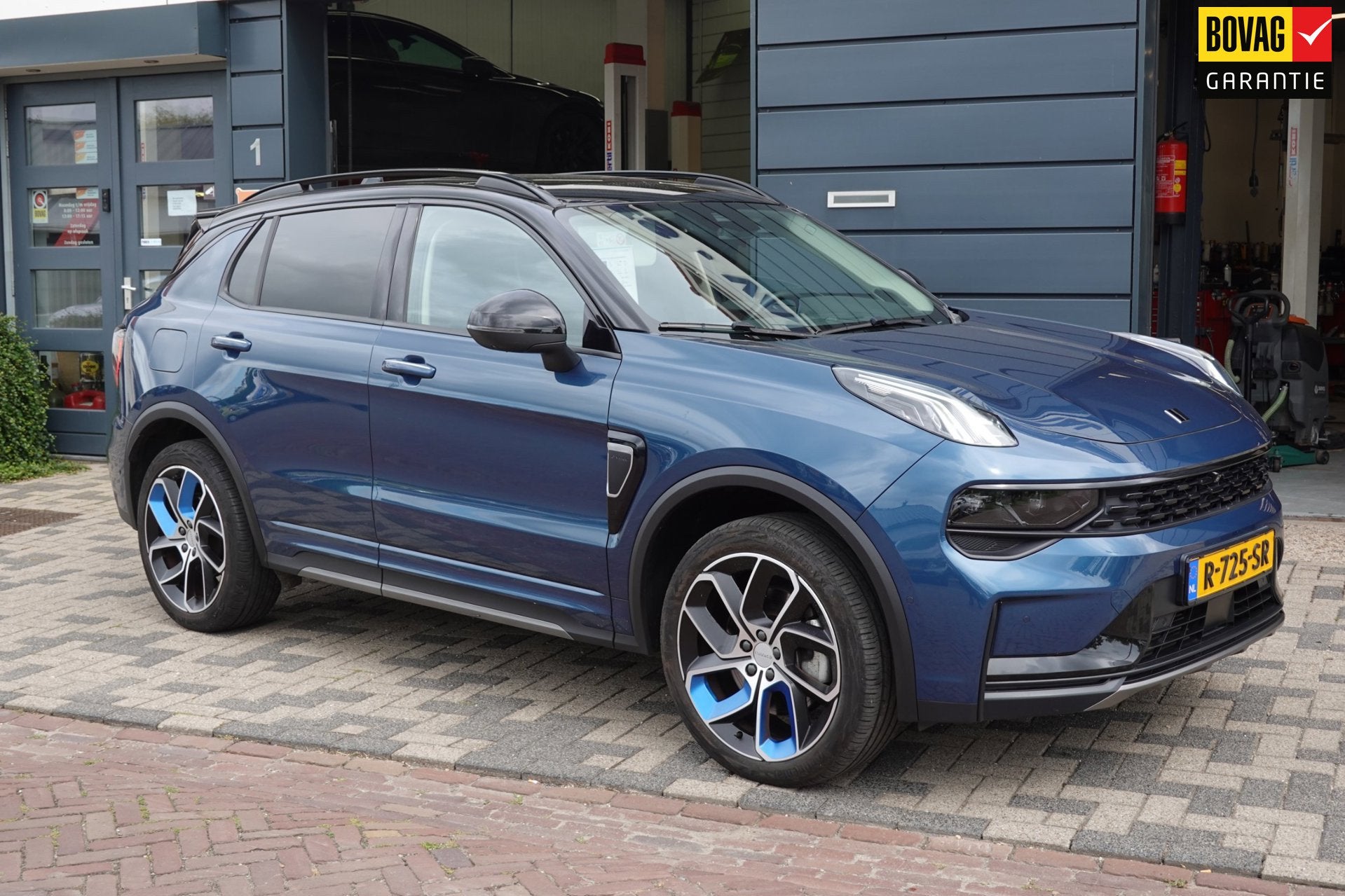 Lynk & Co 01 1.5 Hybrid NL auto in zeer nette staat RIJKLAAR, Auto's, Dealer onderhouden, Euro 6, Blauw, 120 €/maand