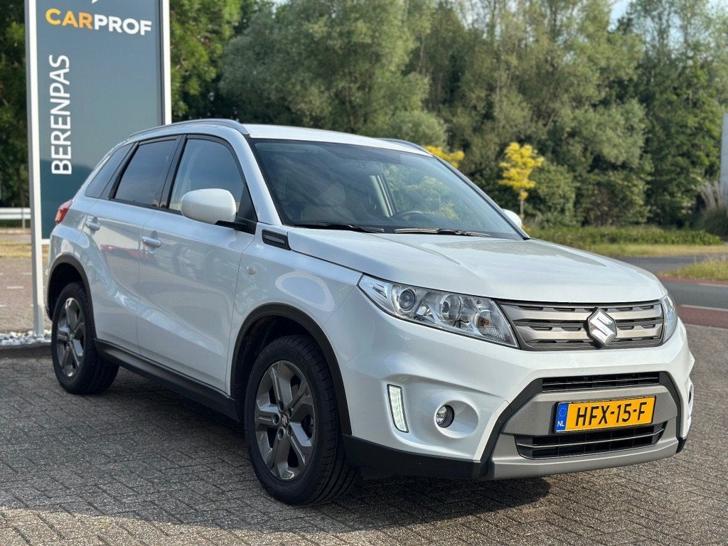 Suzuki VITARA 1.6 Rhino Automaat '' Infotainmentsystem - Cam, Auto's, Gebruikt, Euro 6, 4 cilinders, 400 kg