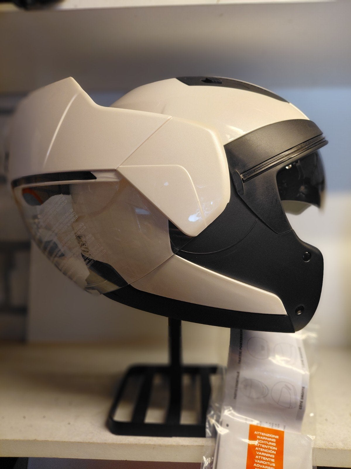 Nieuwe systeem helm met zonnevizier maat M, Nieuw met kaartje, M, Systeemhelm, Dames