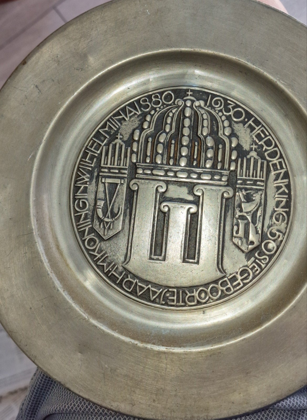 Gedenkbord 50 jaar Wilhelmina 1880-1930, Ophalen of Verzenden