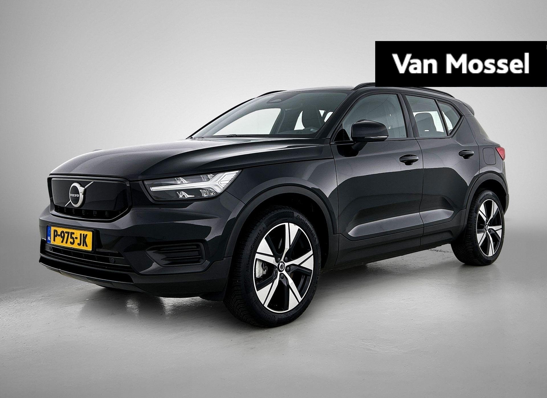 Volvo XC40 Recharge Twin Plus | Trekhaak | 1e Eigenaar | Ori, Auto's, 12 maanden, Zwart, Origineel Nederlands, Vierwielaandrijving