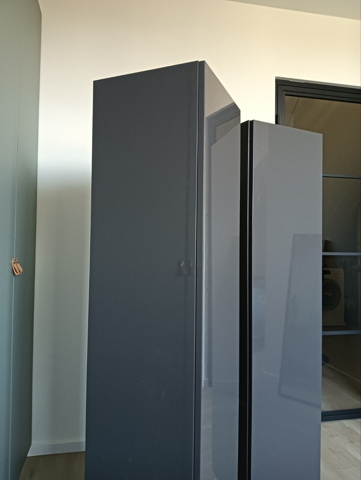 IKEA GODMORGON Hoge Kast - Grijs Hoogglans, Ophalen, Zo goed als nieuw, 25 tot 50 cm, 150 tot 200 cm