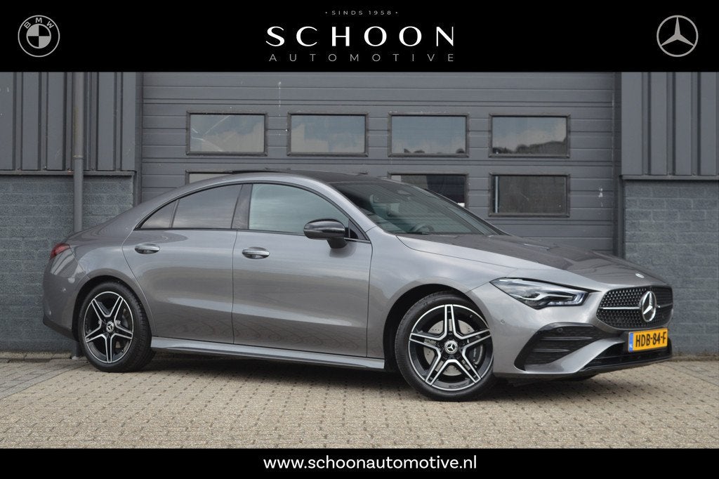Mercedes-Benz CLA-Klasse 200 AMG Line | PANO | SFEERVERLICHT, Auto's, Mercedes-Benz, CLA, Gebruikt, 4 cilinders, Met garantie (alle)