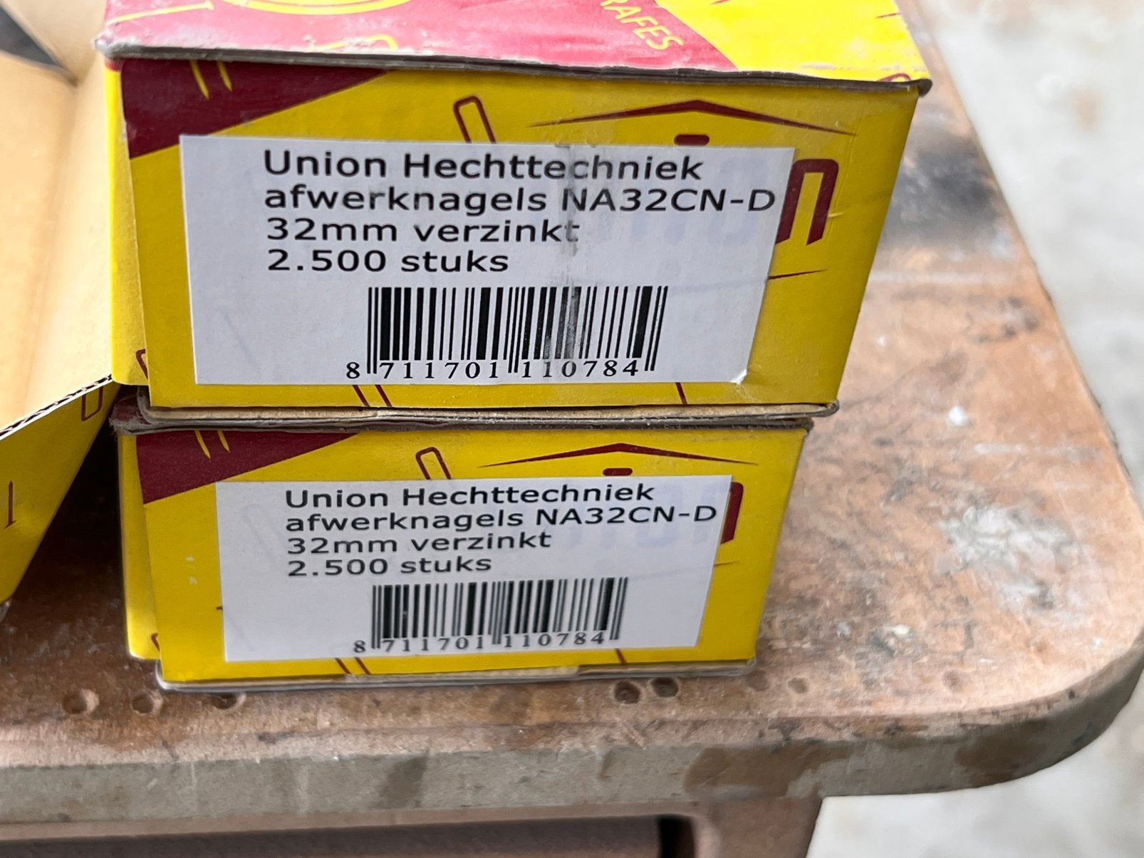 6 doosjes afwerknagels 32 en 38 mm verzinkt voor tacker, Ophalen of Verzenden, Zo goed als nieuw, Minder dan 50 mm
