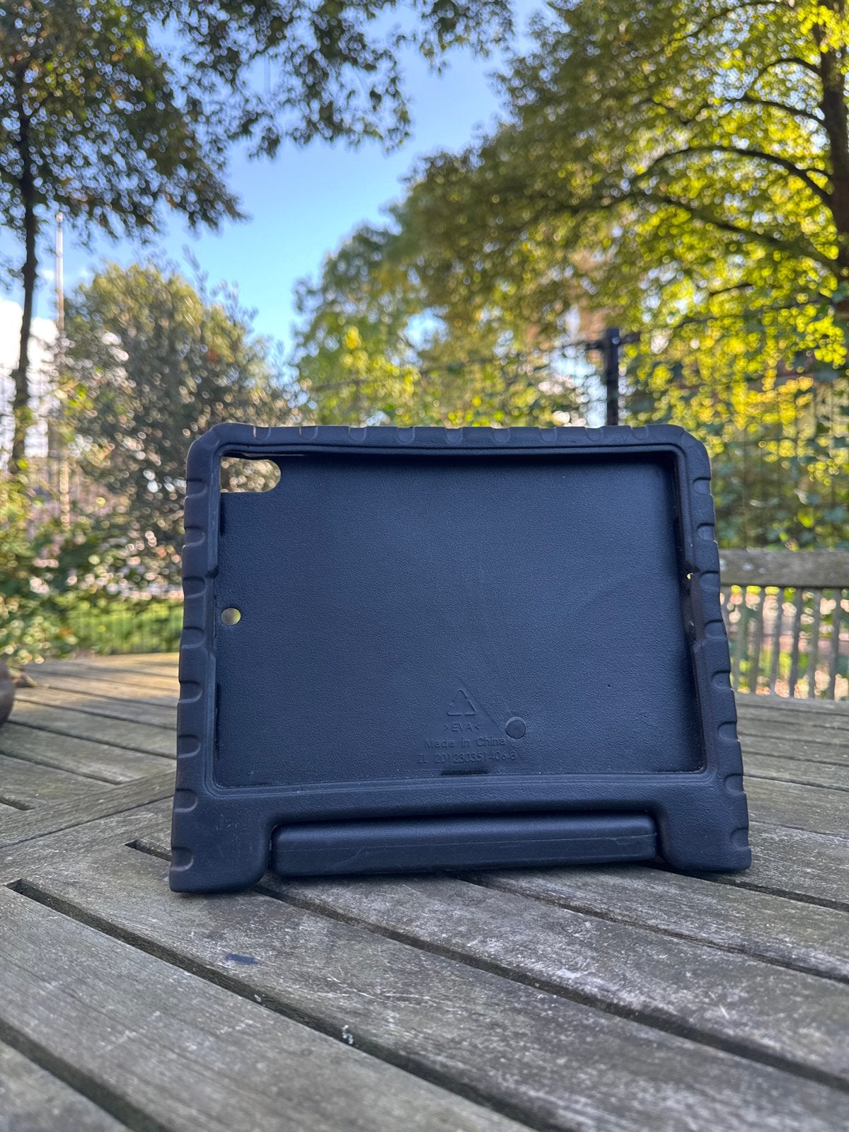 Stevige tablet hoes voor kinderen - Zwart, Ophalen of Verzenden, Gebruikt, 10 inch, Bescherming voor- en achterkant