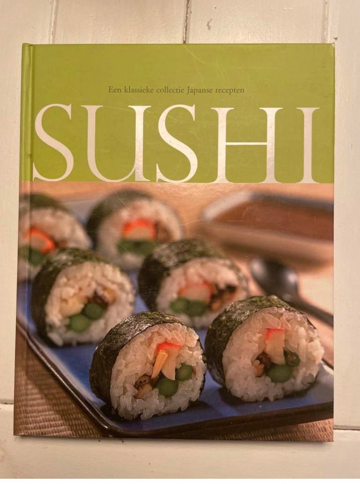 Sushi kookboek - Een klassieke collectie Japanse recepten, Ophalen of Verzenden, Gelezen, Azië en Oosters