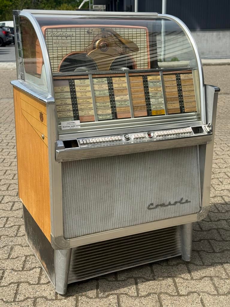 JUKEBOX: Wurlitzer model 2204 jukebox, Ophalen, 1950 tot 1960, Zo goed als nieuw, Ojc