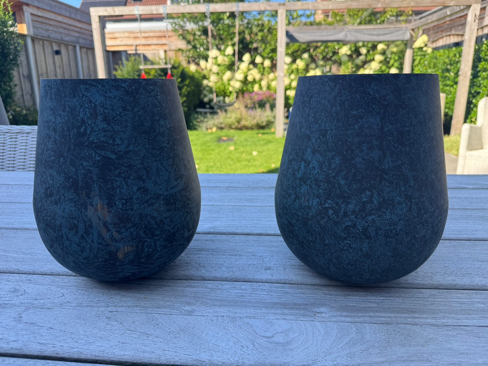 2 blauwe decoratieve potten, Huis en Inrichting, Woonaccessoires | Overige, Ophalen, Zo goed als nieuw