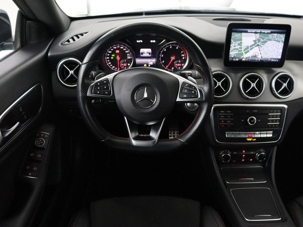 Mercedes-Benz CLA-klasse Shooting Brake 180 AMG Line | Stoel, CLA, 730 kg, Gebruikt, Euro 6