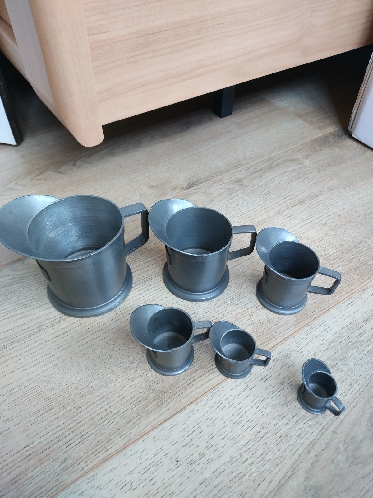 melk kannetjes van tin, Ophalen of Verzenden