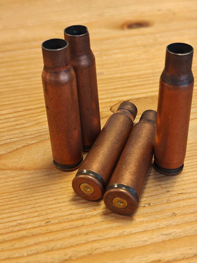 5 lege hulzen 7.62x51 mm, Verzamelen, Ophalen of Verzenden, Landmacht, Nederland, Hulzen of Bodemvondsten