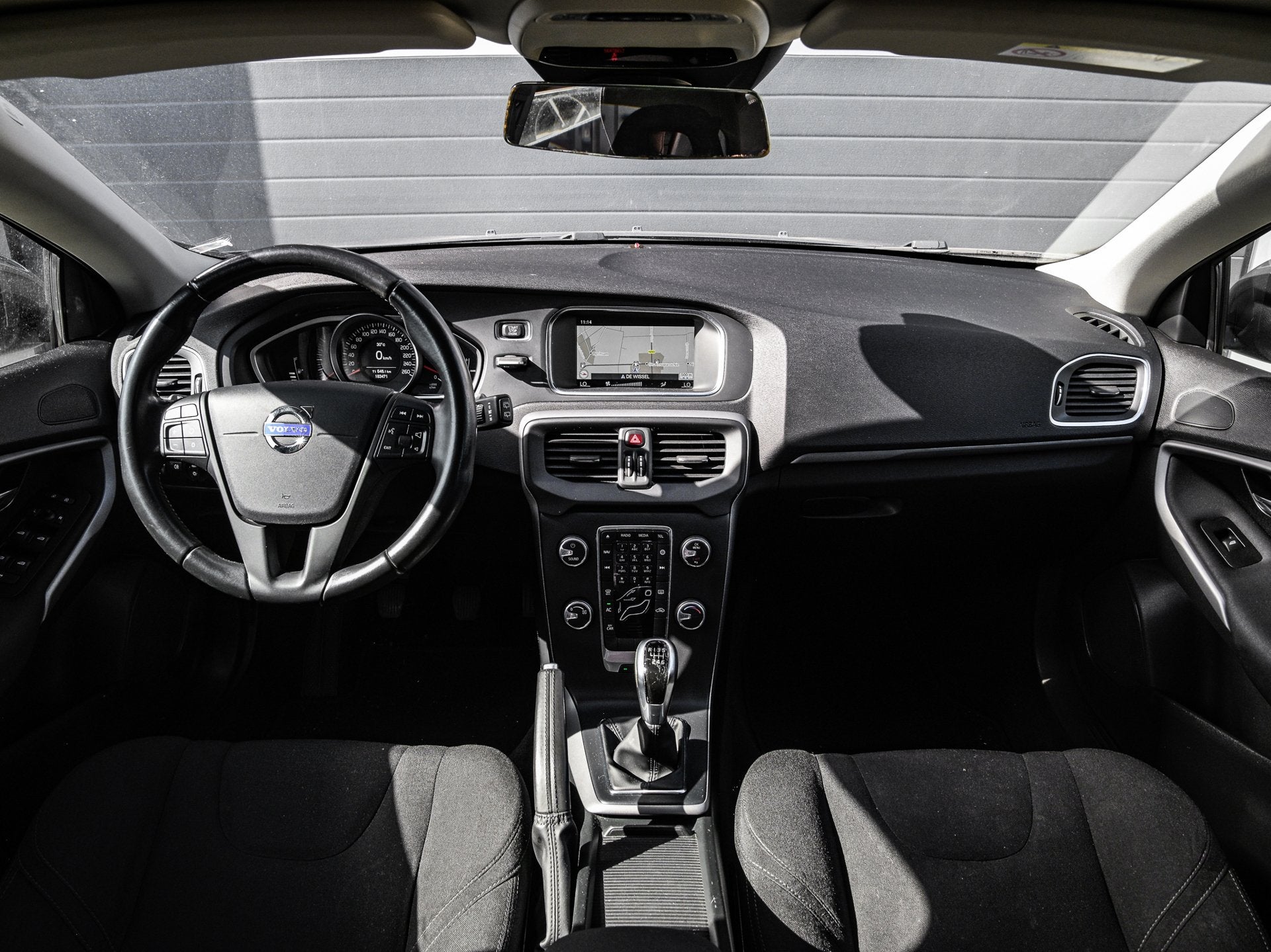 Volvo V40 1.6 D2 Momentum | Navi | Climate control | Cruise, Auto's, Volvo, Voorwielaandrijving, Euro 5, Stof, Gebruikt