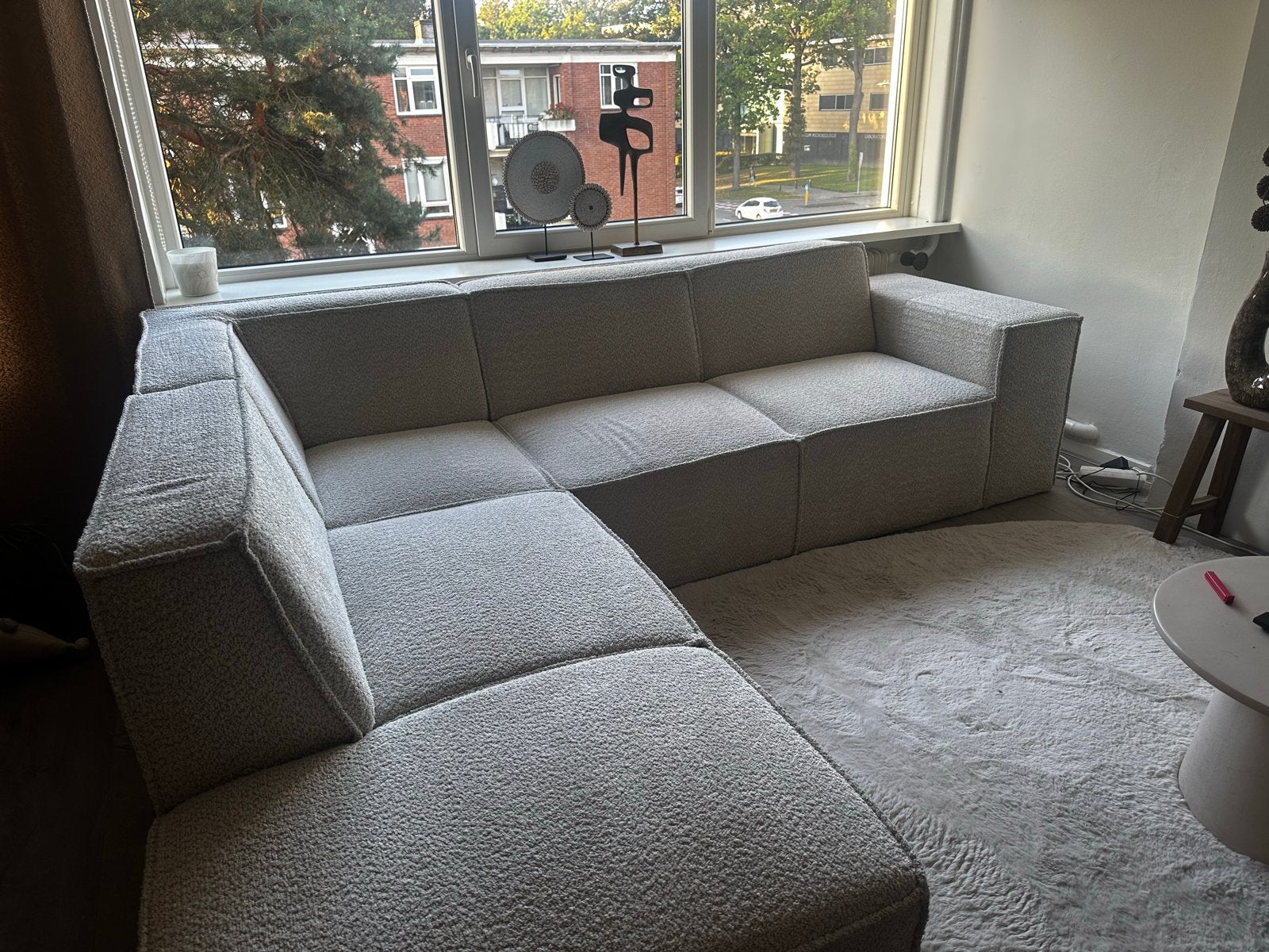 Meubella 4-zits Hoekbank Teddystof Beige - Hoek Links, Ophalen, Zo goed als nieuw, Stof, B 261 cm, D 216 cm, H 80 cm, Zit d 60 cm, Zit h 45 cm.