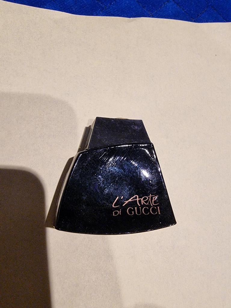 L'ARTE DE GUCCI  5 ML WEINIG VOORKOMENDE, 20 of groter, Ophalen of Verzenden, Zo goed als nieuw, Dame