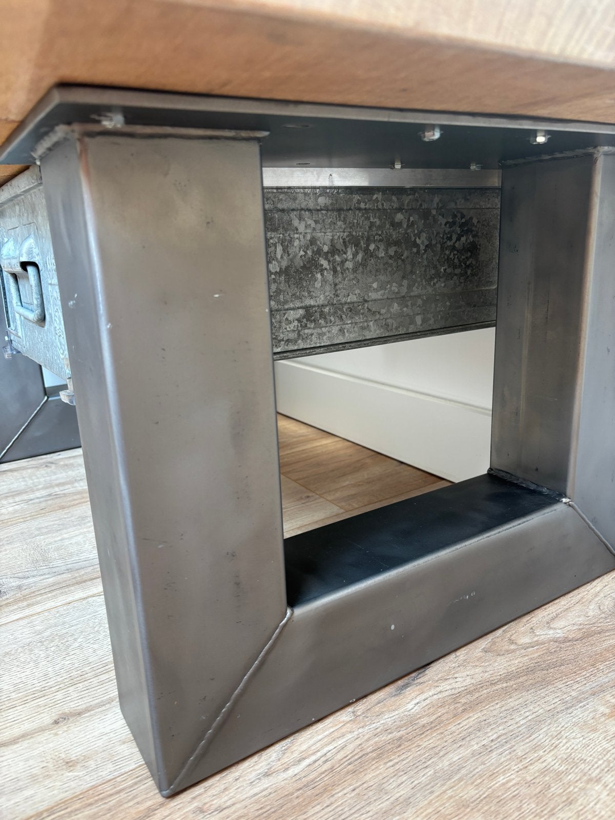 Metalen Tafelpoot - 41cm Hoog, 50cm Breed, 10x10cm Dikte, Ophalen, Tafelpoot, Gebruikt, Minder dan 50 cm
