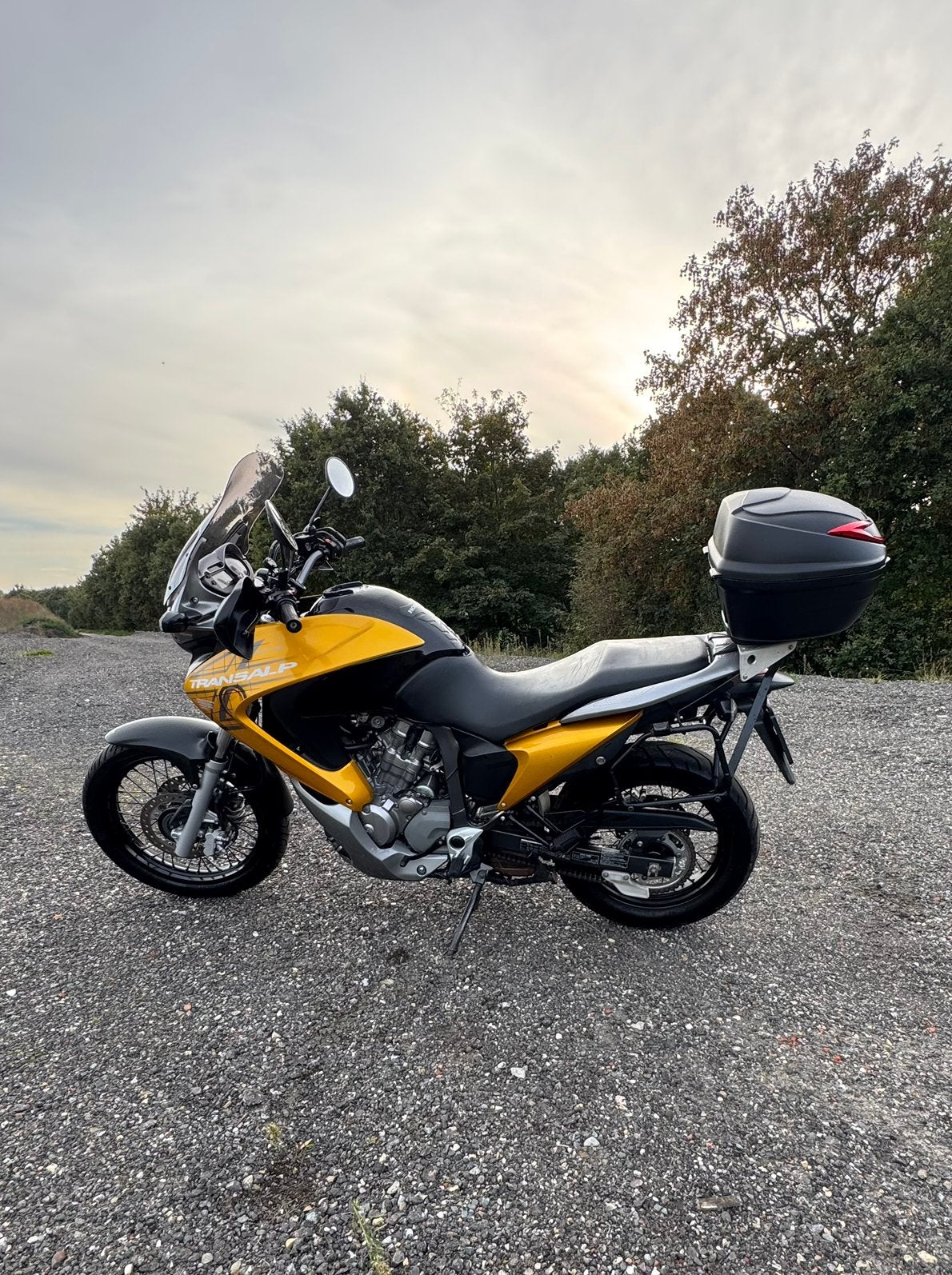 Honda Transalp XL700VA met ABS, Motoren, 2 cilinders, Occasion, Particulier, Meer dan 35 kW