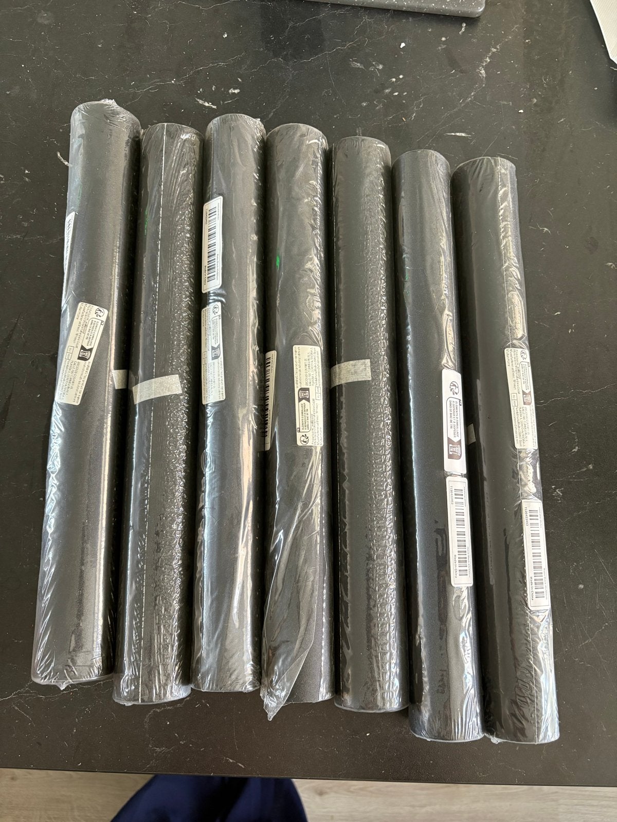 7 rollen mat zwarte wrapfolie, Ophalen of Verzenden