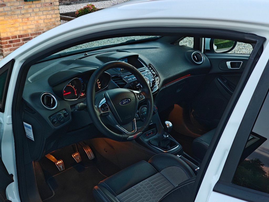 Foto 7 van Ford Fiesta ST 1.6 182PK