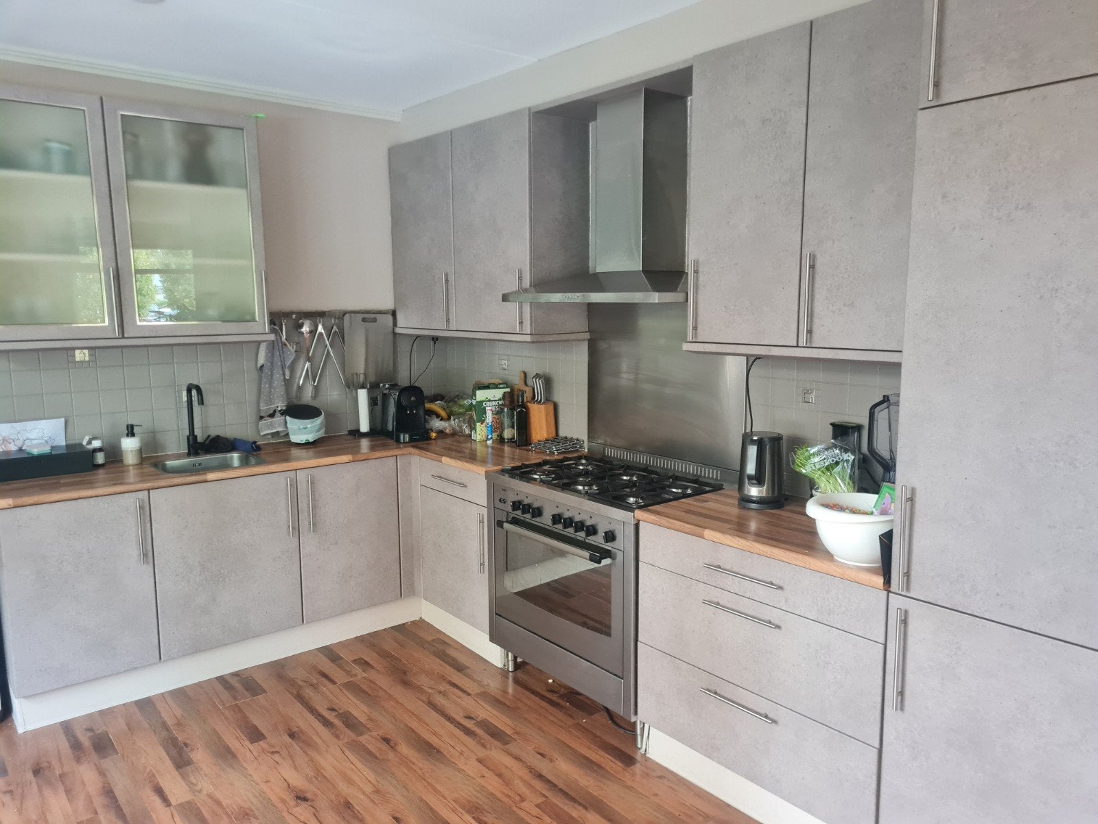 Complete hoekkeuken met apparatuur, Gebruikt, Hoekkeuken, Ophalen of Verzenden, Hout