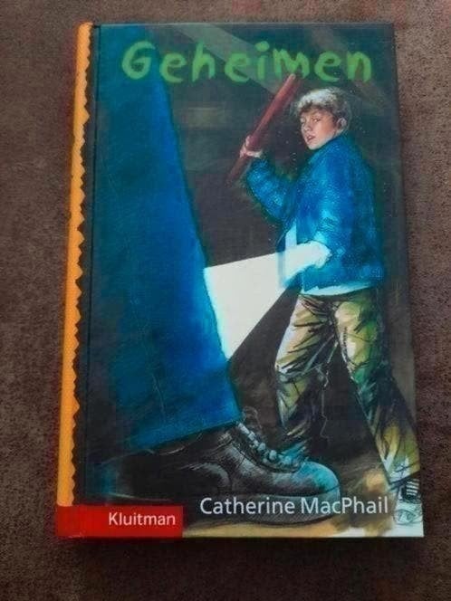 Boek: Geheimen van Catherine MacPhail, Ophalen of Verzenden, Gelezen, Catherine MacPhail