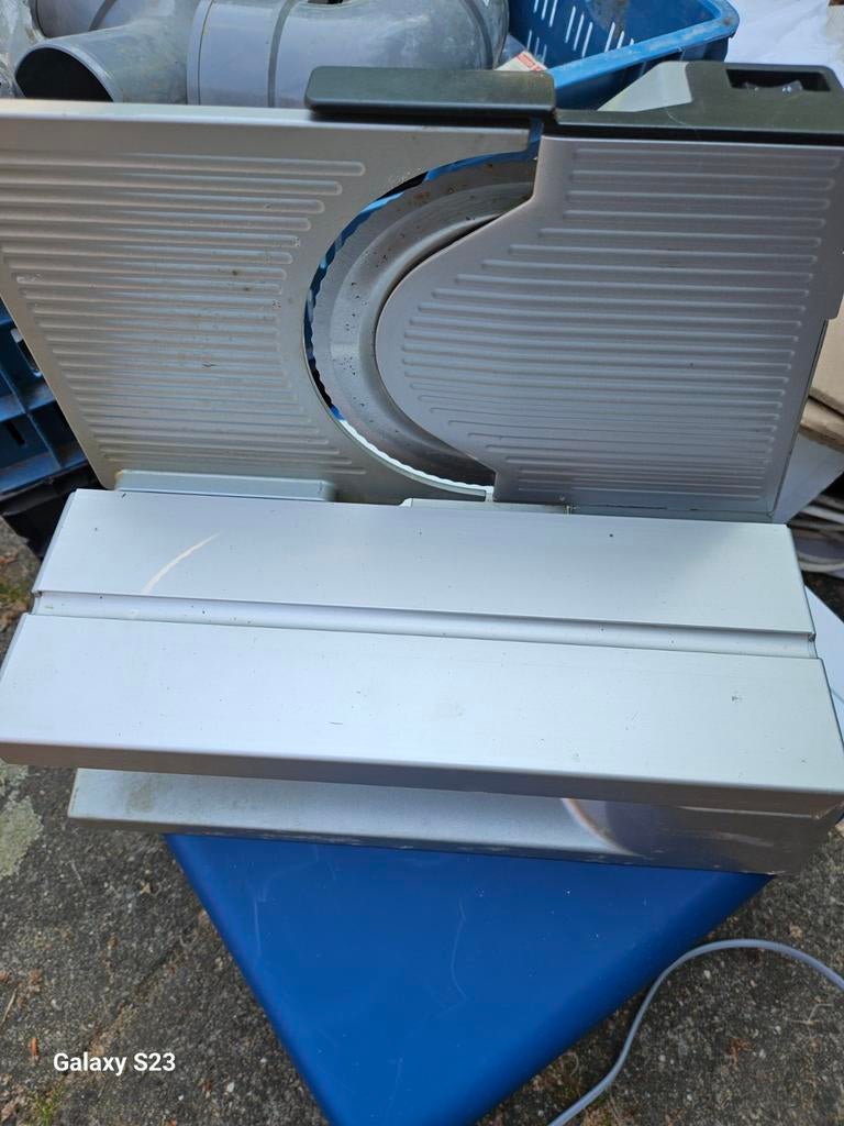 Vleessnijmachine voor brood, vlees en kaas, Huis en Inrichting, Keuken | Keukenbenodigdheden, Gebruikt, Zilver, Ophalen of Verzenden