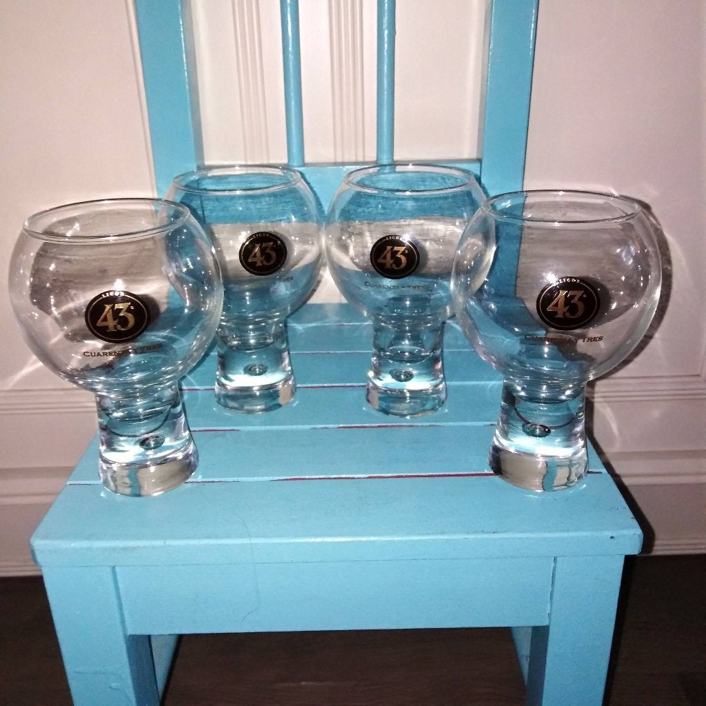 Licor 43 Cuarenta y Tres bolglazen rood/zwart 4 stuks, Ophalen, Glas of Glazen, Overige stijlen, Glas