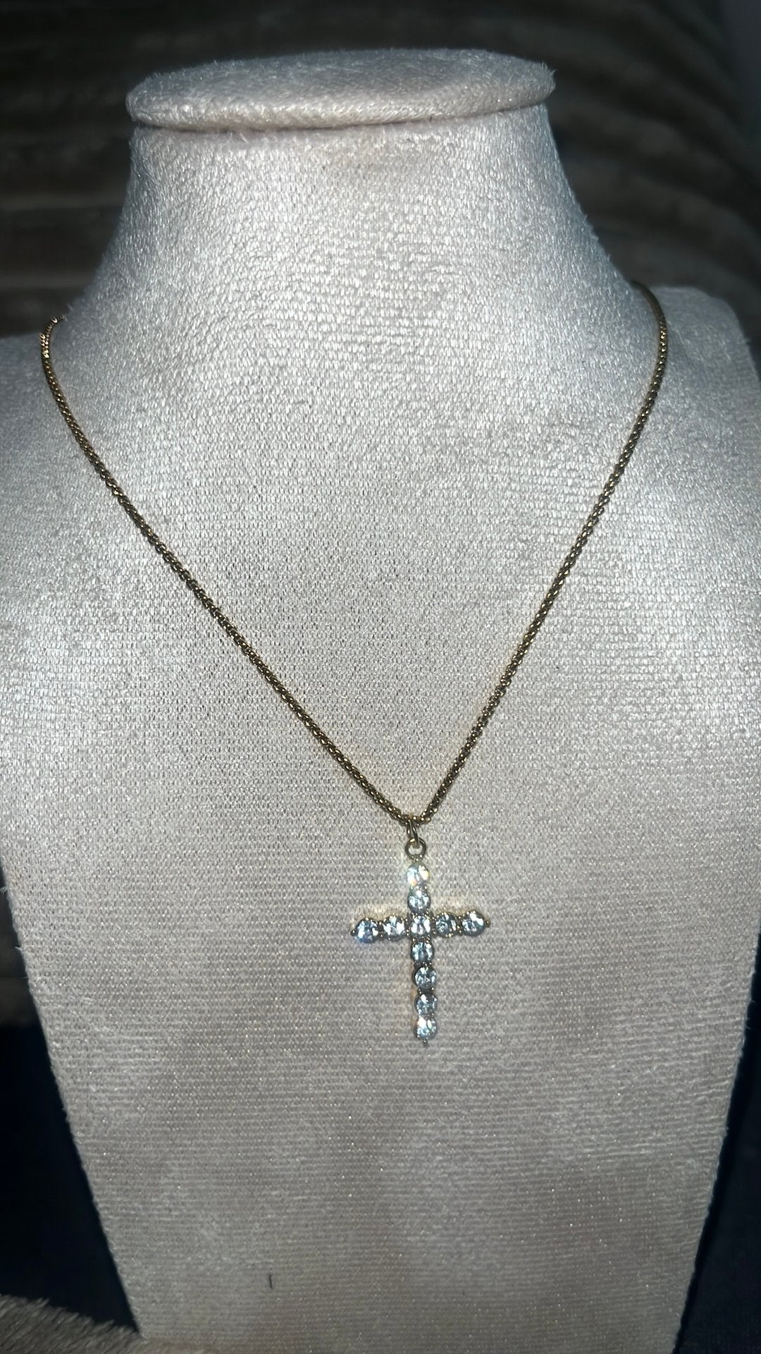 Cross ketting, Ophalen of Verzenden, Zo goed als nieuw, Goud, Overige materialen