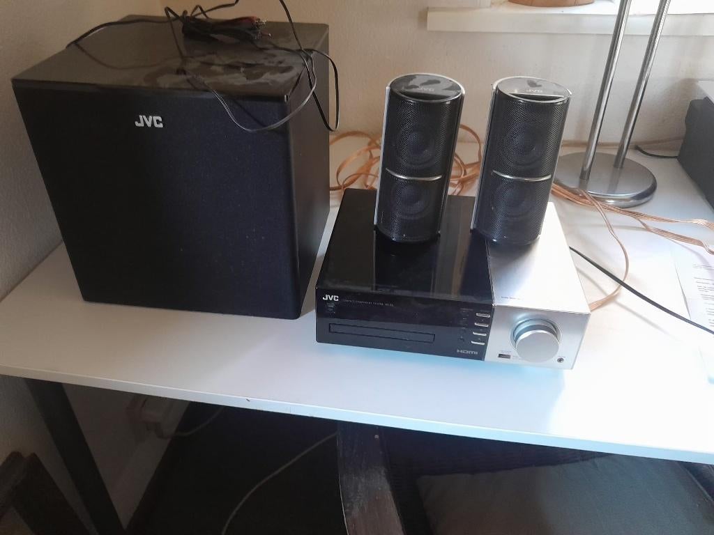 JVC versterker met boxen en subwoofer, Ophalen, Gebruikt, Stereo, JVC
