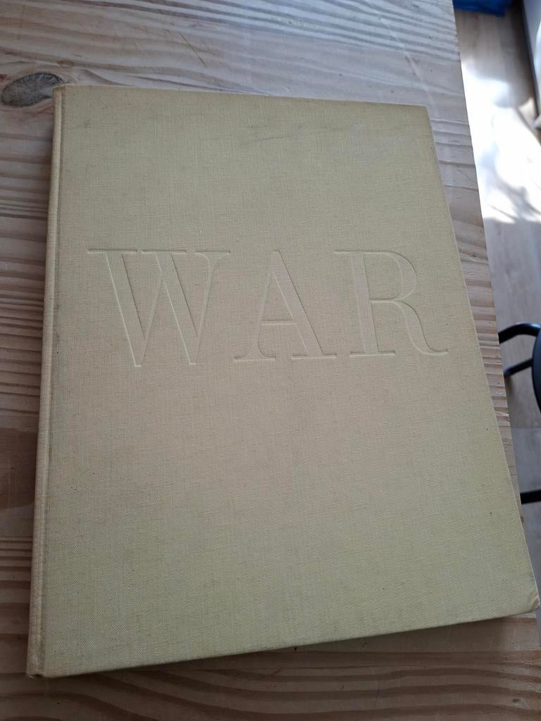 Images of War - Robert Capa (Paul Hamlyn), Boeken, Robert Capa, Ophalen of Verzenden, Overige onderwerpen, Tweede Wereldoorlog