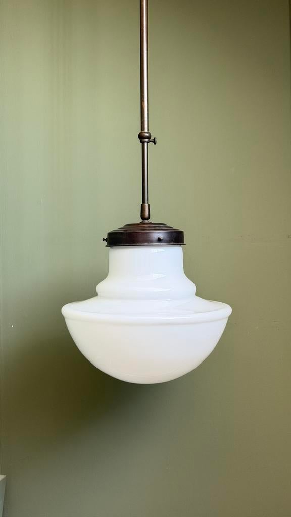 Vintage pendellamp hanglamp art deco stijl jaren 30, Huis en Inrichting, Gebruikt, Art deco jaren 30 schoollamp, Ophalen of Verzenden