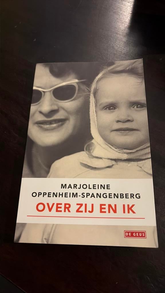 Over Zij en Ik - Marjoleine Oppenheim-Spangenberg, Boeken, Ophalen of Verzenden, Gelezen, Marjoleine Oppenheim-Spangenberg