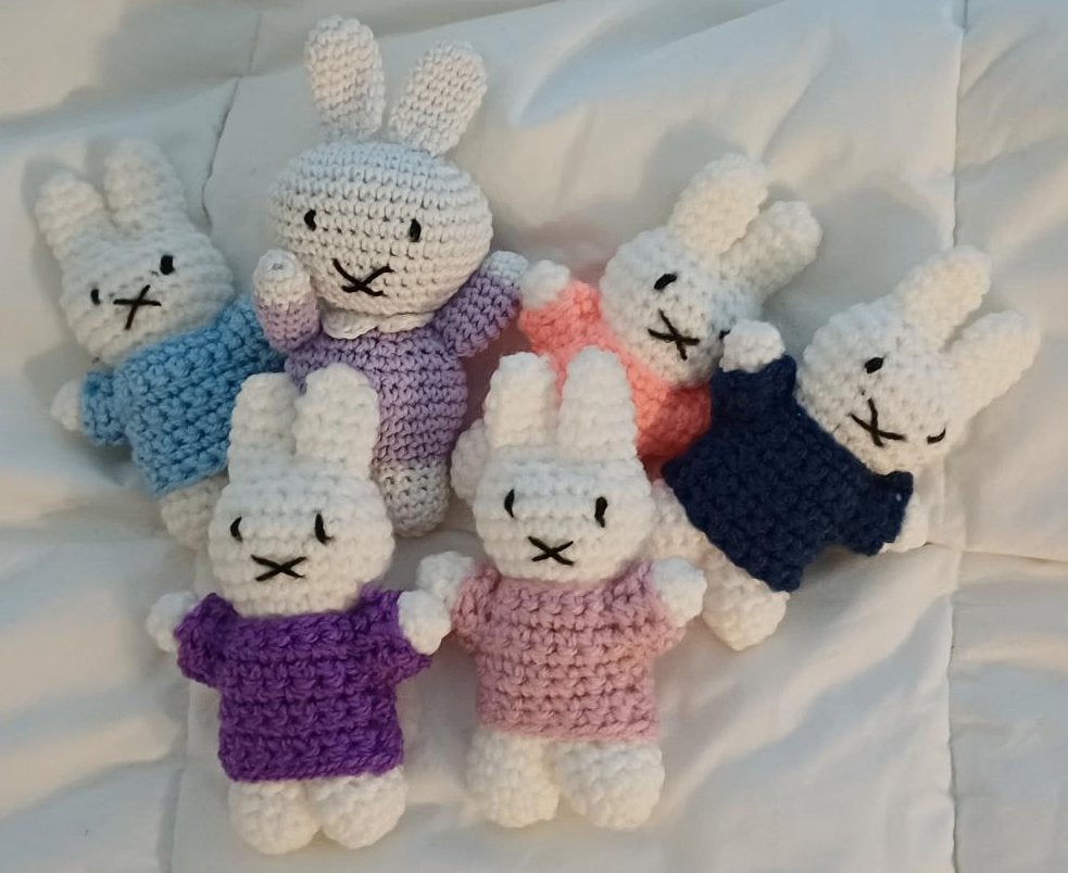 Knuffel 'Konijn', Ophalen of Verzenden, Klein (minder dan 20 cm), Handgemaakt, Overige karakters