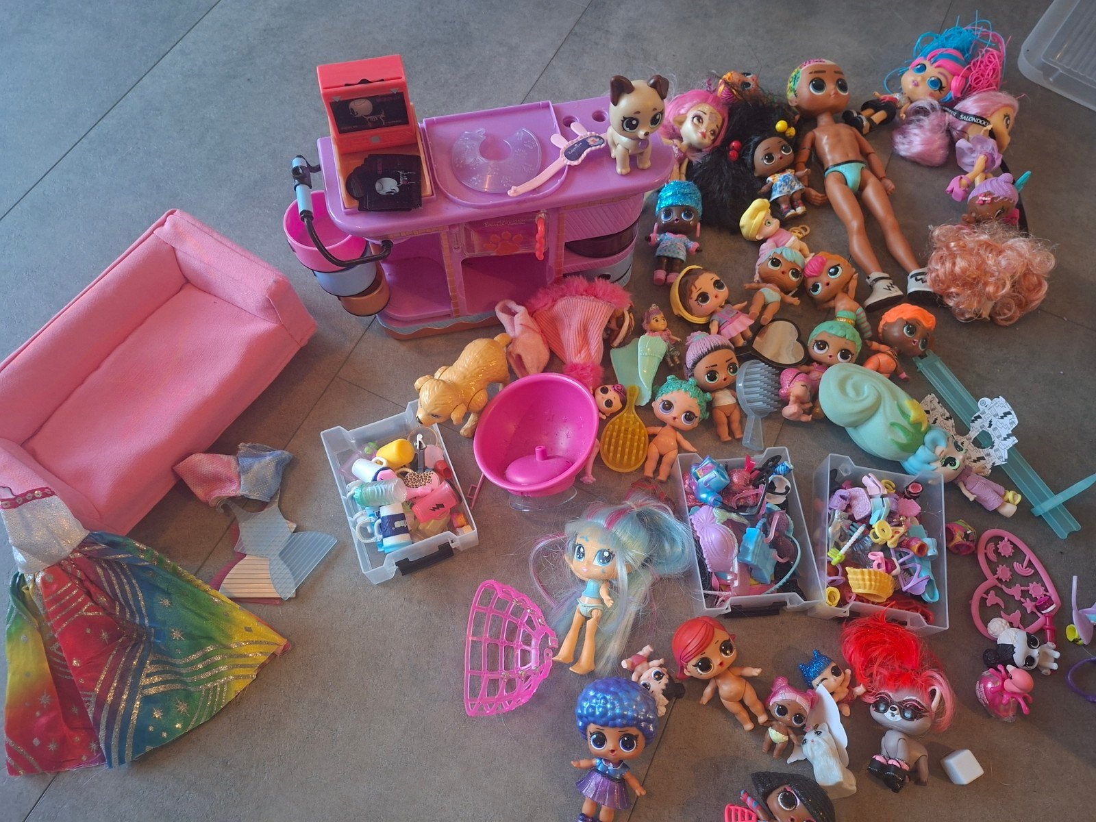 Grote collectie LOL poppen en accessoires, Kinderen en Baby's, Ophalen, Gebruikt, Overige typen