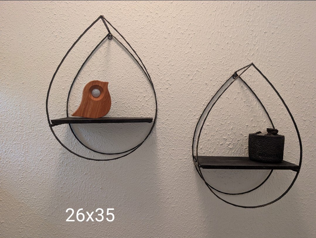 Set van 2 metalen wandplankjes - druppelvormig en spiegel, Ophalen of Verzenden, Zo goed als nieuw